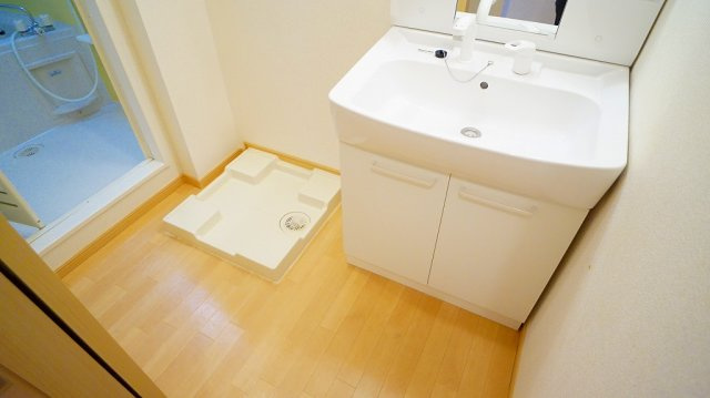 忙しい朝には欠かせない洗面所です