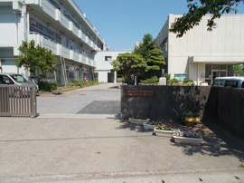 市原市立姉崎小学校まで850m
