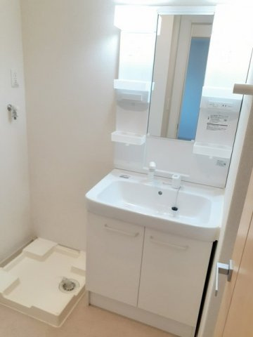 コンパクトで使いやすい洗面所