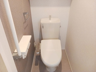 清潔感のあるトイレです