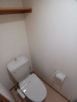 清潔感のあるトイレです