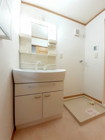 コンパクトで使いやすい洗面所