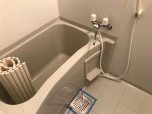 落ち着いた空間のお風呂です