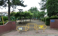 すみれ児童公園まで550m