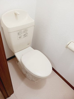 コンパクトで使いやすいトイレです