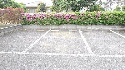 駐車スペースもあります
