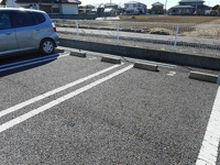 車をお持ちの方に嬉しい駐車場付きの物件です