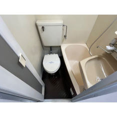 シンプルで使いやすいトイレです