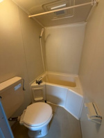コンパクトで使いやすいトイレです