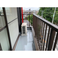 落ち着いた時間を過ごせるバルコニーです