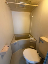 コンパクトで使いやすいお風呂です