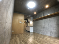 コンパクトで使いやすい洋室です