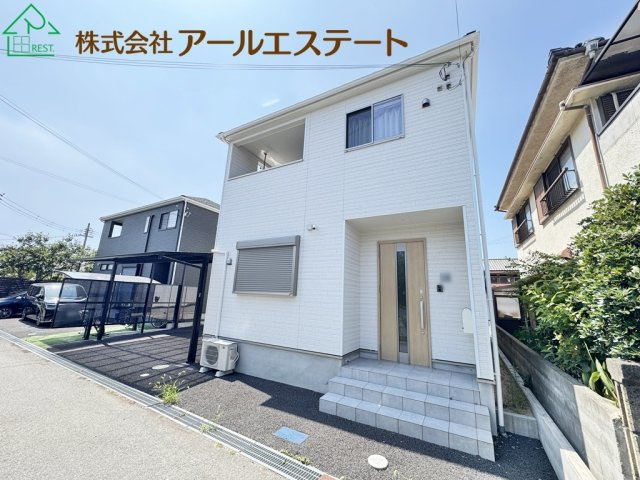 加古川市尾上町安田　　山陽電鉄「尾上の松駅」徒歩16分の玄関