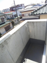 お洗濯にも便利なバルコニー付き