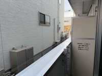 バルコニーからの眺めを楽しみながら食事をしませんか