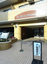毎日通るエントランスはこのようになっています