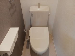 清潔感のあるトイレです