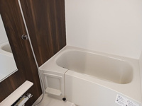 コンパクトで使いやすいお風呂です