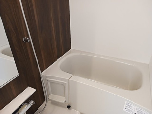 コンパクトで使いやすいお風呂です