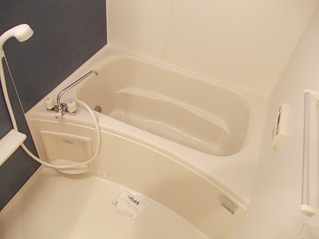 落ち着いた空間のお風呂です