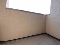 外からの目が気にならないバルコニーで洗濯物が干せます