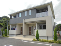 落ち着いた雰囲気の外観です