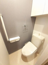 ゆったりとした空間のトイレです