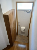 明るい玄関です