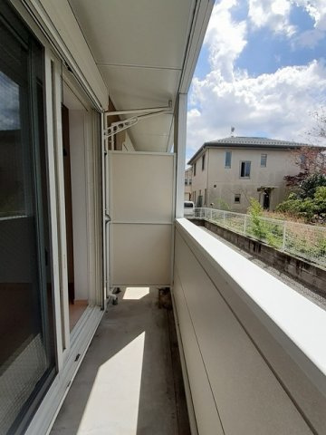 落ち着いた時間を過ごせるバルコニーです