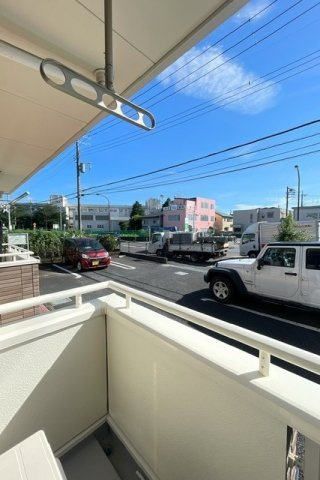 広々としたバルコニーです