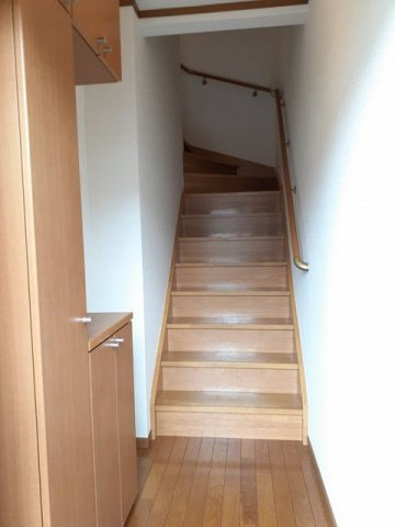 落ち着いた玄関です