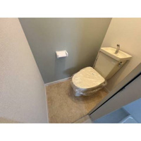 清潔感のあるトイレです