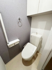 コンパクトで使いやすいトイレです