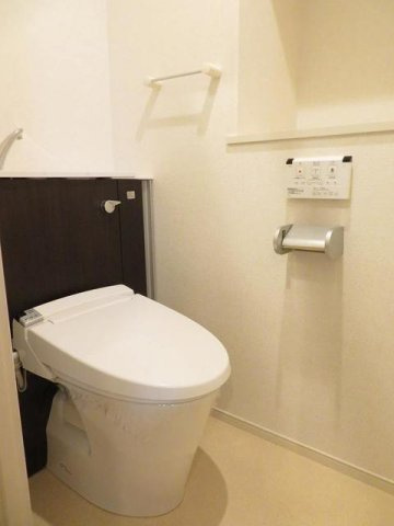 コンパクトで使いやすいトイレです