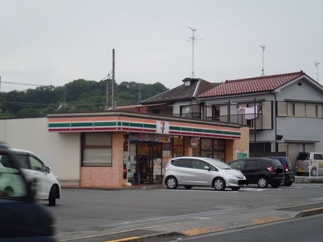 セブンイレブンまで600m