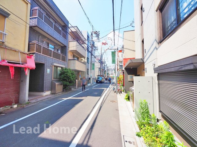【前面道路含む現地写真】 | 品川区中延2丁目 | 平坦で移動しやすい前面道路に接面しています！ベビーカーでの移動やお子様とのお散歩も楽々行えます！
