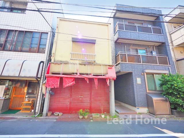 【外観】 | 品川区中延2丁目 | 道路幅にゆとりがあり車の対向もスムーズです！お車の出し入れや駐車もストレスなく楽々行っていただけます！
