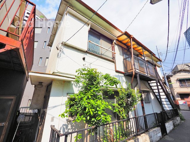 【外観】 | 品川区大崎3丁目 | プライバシーが守られやすい安心の敷地配置です！快適な風が吹き抜ける空間で穏やかに生活していただけます♪
