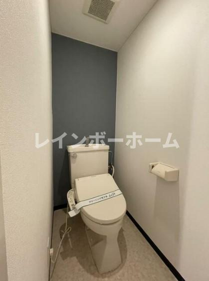 ツインヴィラ八柱Ⅱのトイレ|ゆったりとした空間のトイレです