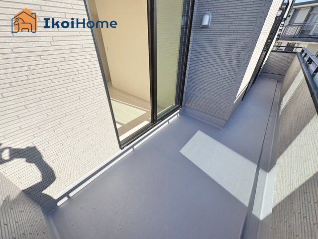 神戸市西区持子5期　全1棟　新築戸建のバルコニー|【ホームページに現地動画掲載中】●年中無休：当日予約可●バルコニーには屋根はございません！