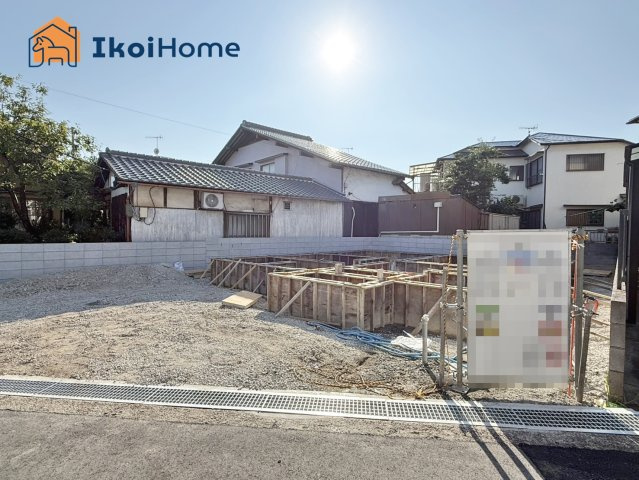神戸市西区持子1丁目　全1棟　新築戸建のエントランス|～ご見学に関して～平日や夜間でもご案内可能。決まったお時間で身動きが取れない方も臨機応変に対応します
