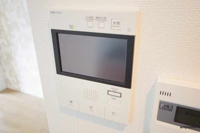 セレニテ新大阪カルム　仲介手数料無料のセキュリティ