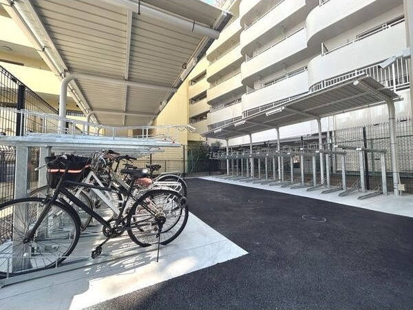 ブランシエスタ金山北のその他共用部分|駐輪場です