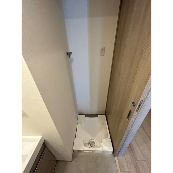 ブランシエスタ金山北の独立洗面台|洗面所です
