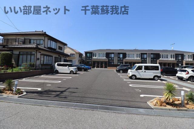 ベル・ヴィールの駐車場|カースペースがあります