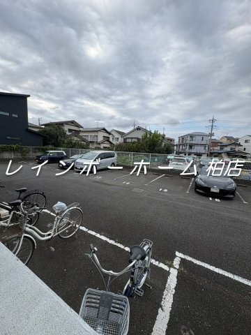 【仲介手数料：50％OFF】対象物件！の駐車場|駐車場に車を止められます