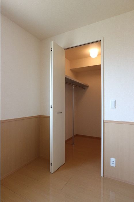 クレストパーク　Ａの収納