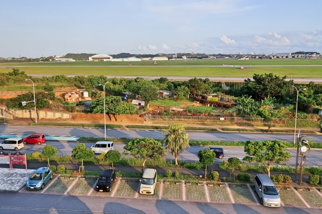 嘉手納飛行場　軍用地の周辺
