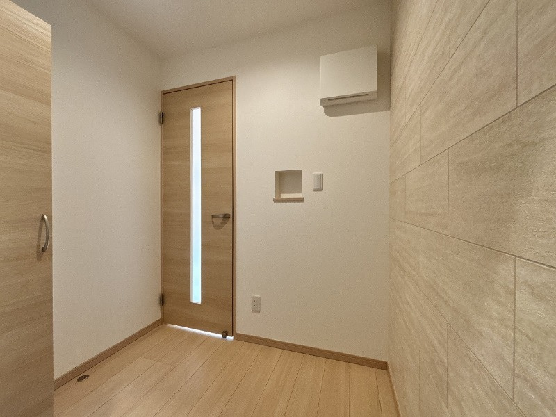 REGALESTサンメゾン井尻の玄関