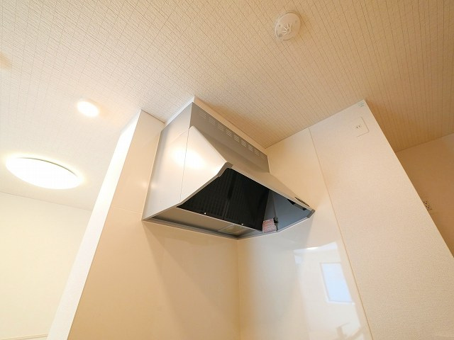 セレノ生駒Ⅰのキッチン|コンパクトなキッチンで掃除もラクラク